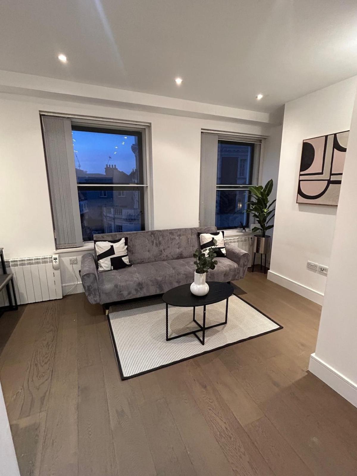 2 Bed Stylish Apartment, Vibrant Hoxton Appartement